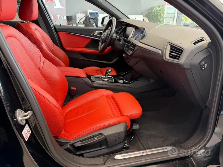 BMW 118D 2022 photo 4