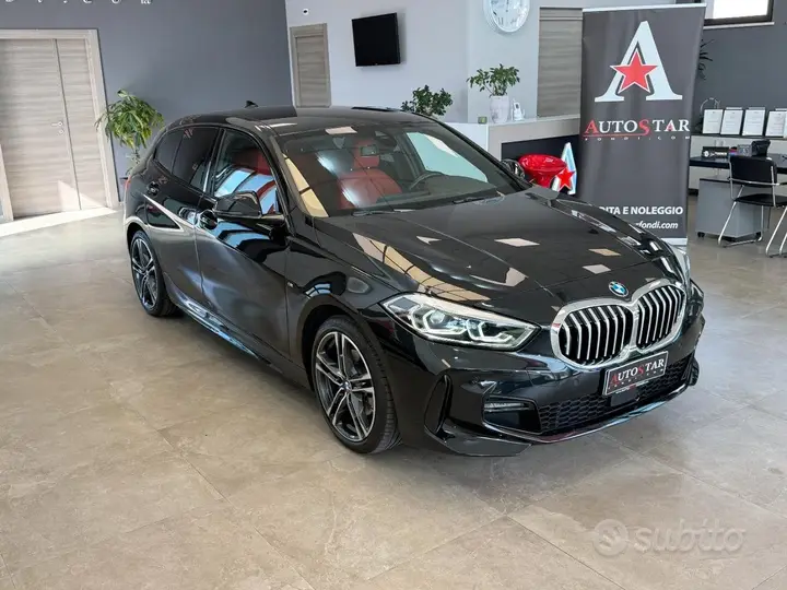 BMW 118D 2022 photo 2