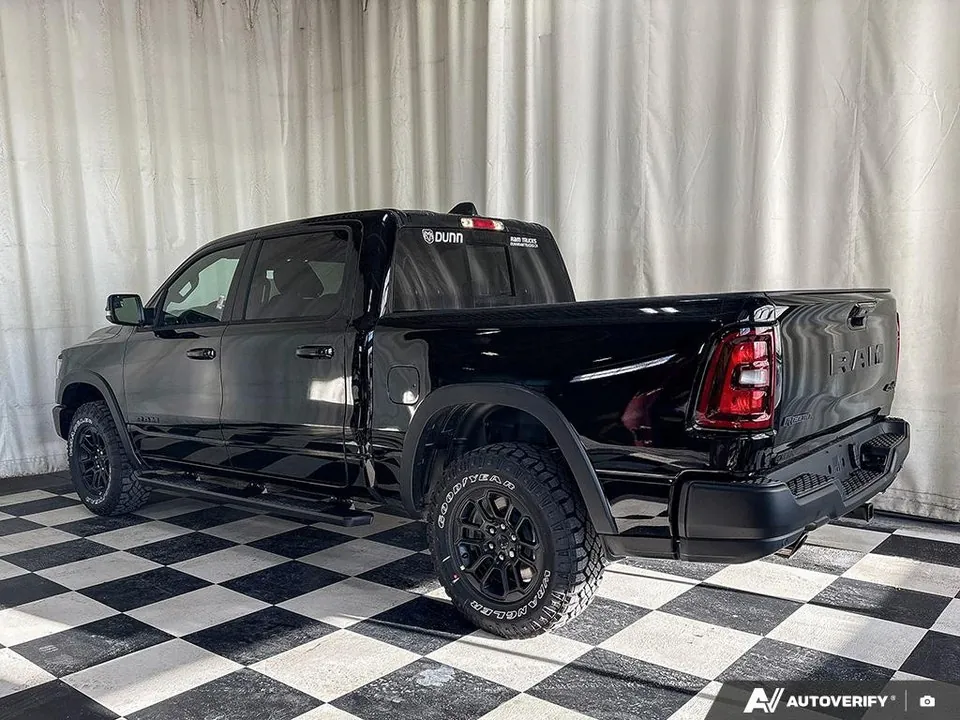 Ram 1500 Rebel Crew 4X4 2026 photo 5