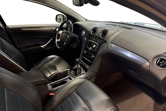 Ford Mondeo 2011 photo 5