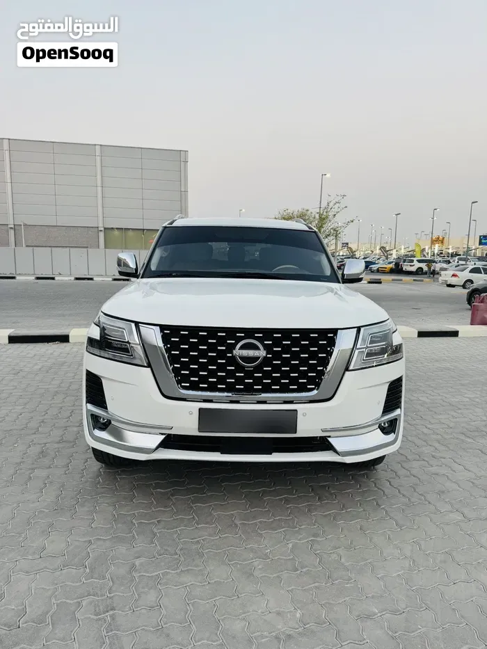 Nissan Patrol 2012 photo 5