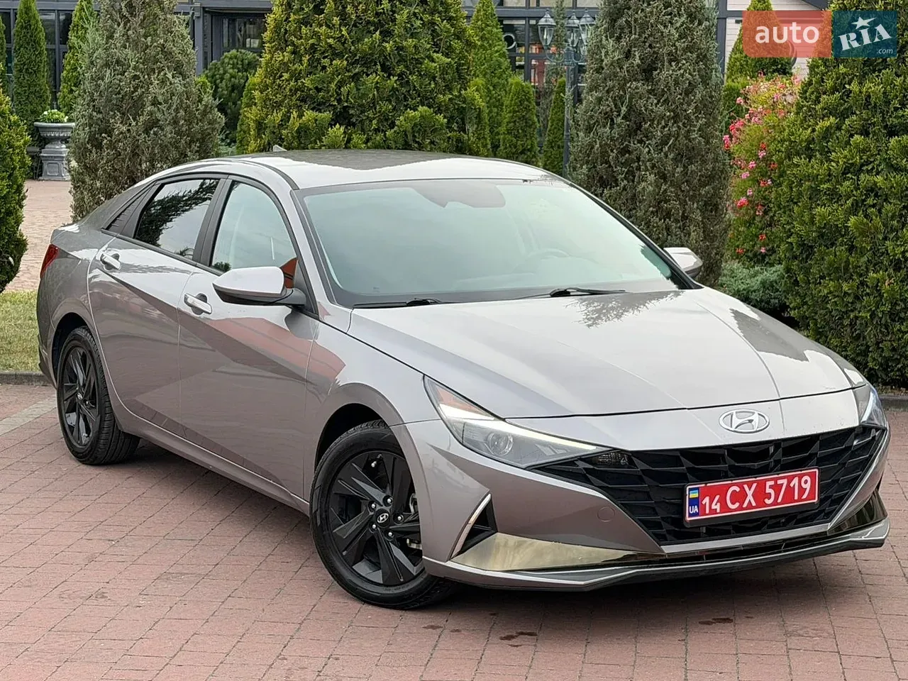 Hyundai Elantra 2023 photo 3