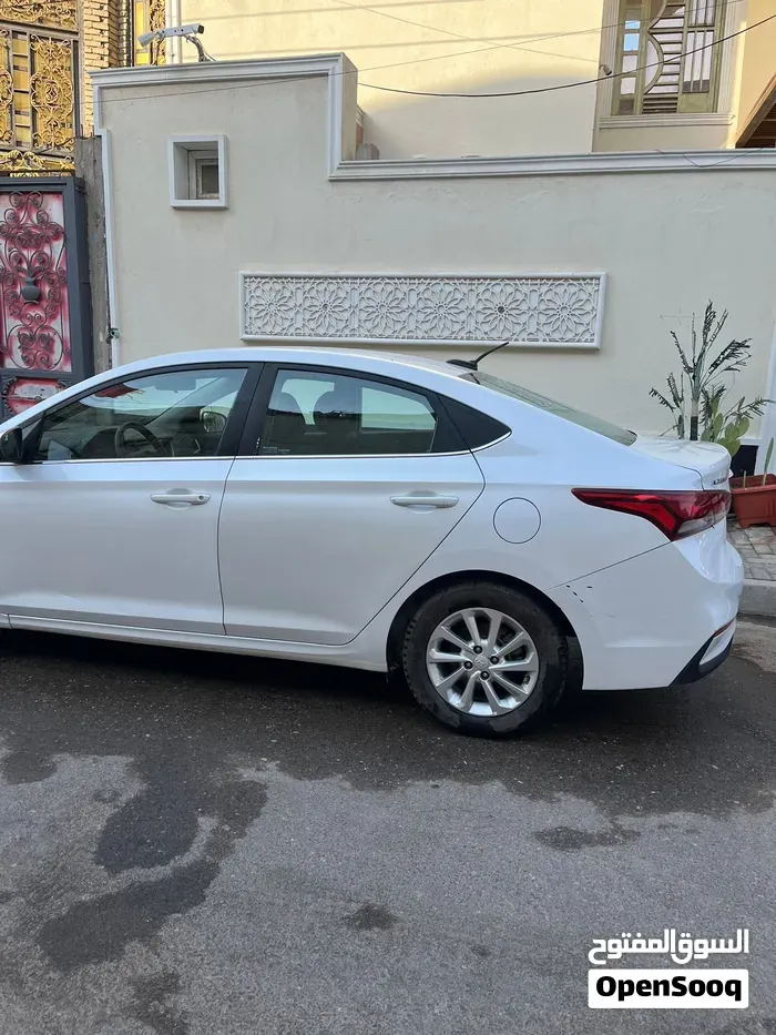 Hyundai Accent 2022 photo 2