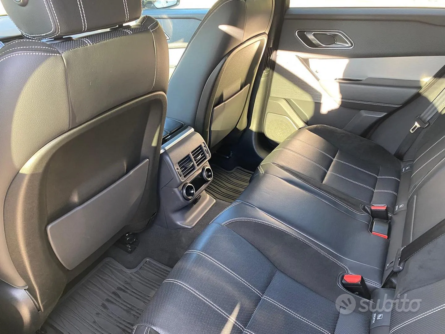 Land Rover Range Rover Velar 2018 photo 5