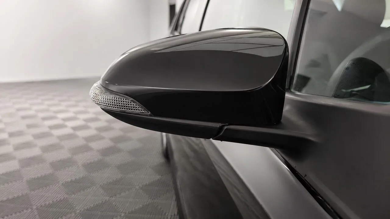 Toyota Yaris 2012 photo 4