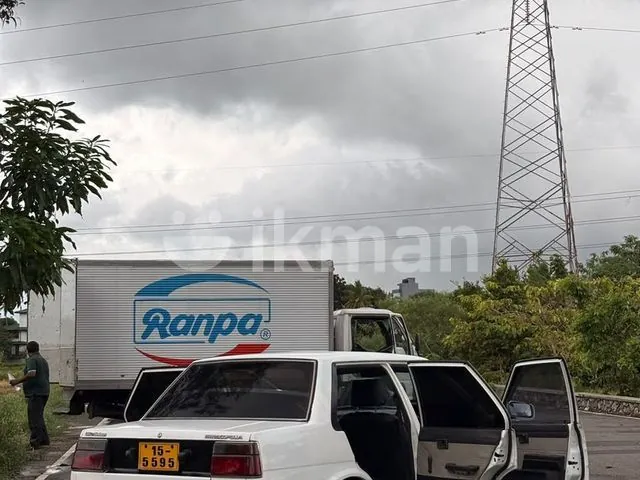 Toyota Corolla 1987 photo 2