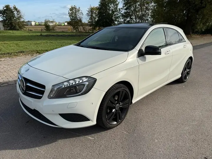 Mercedes-Benz A 200
