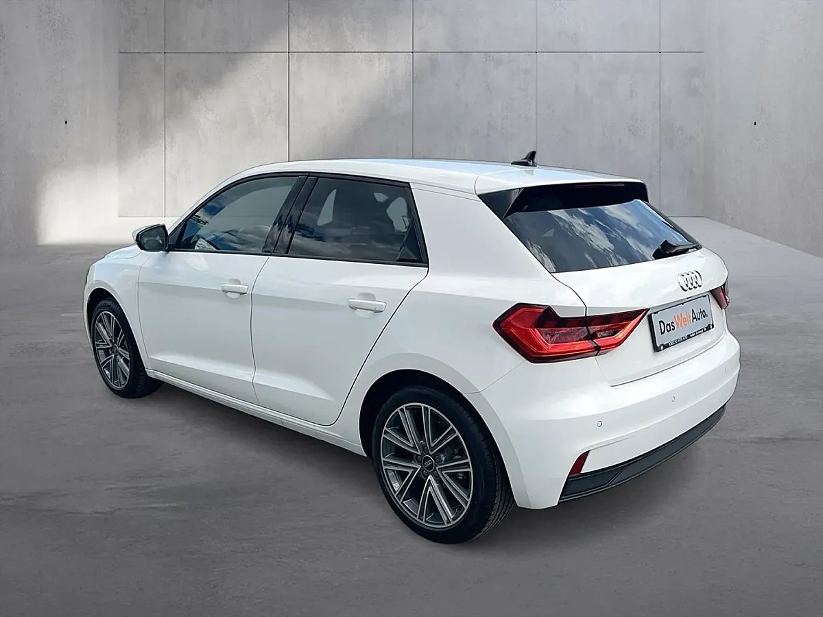 Audi A1 2026 photo 2
