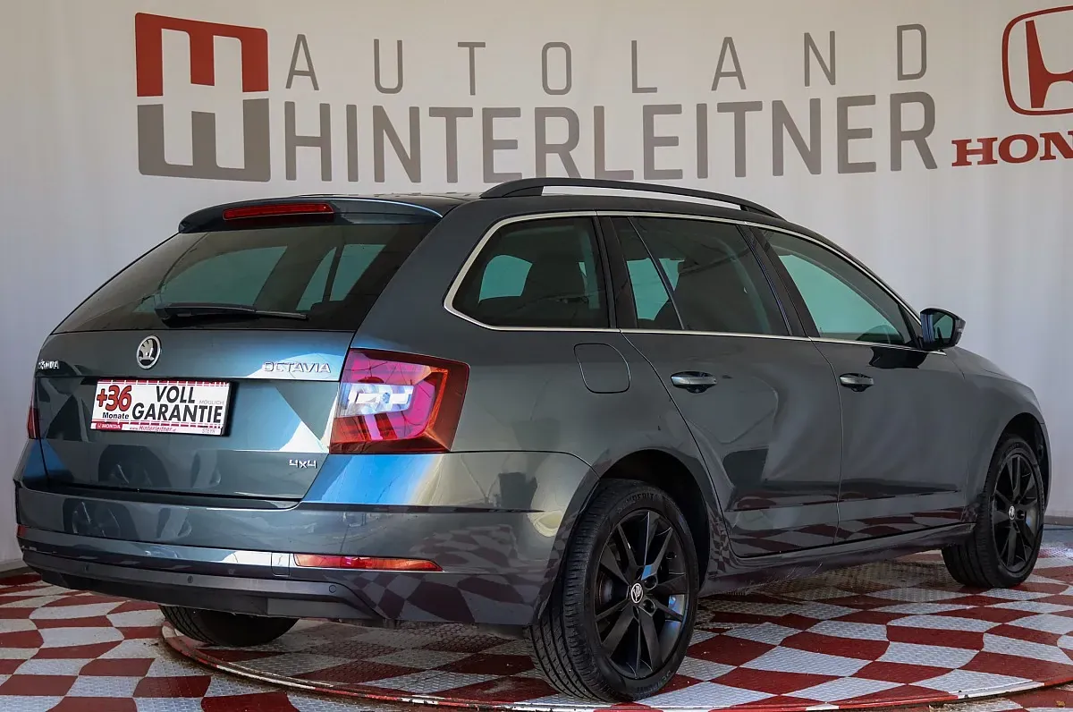 Skoda Octavia 2019 photo 2