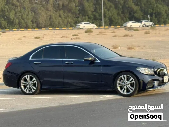 Mercedes-Benz C-Class 2018 photo 2