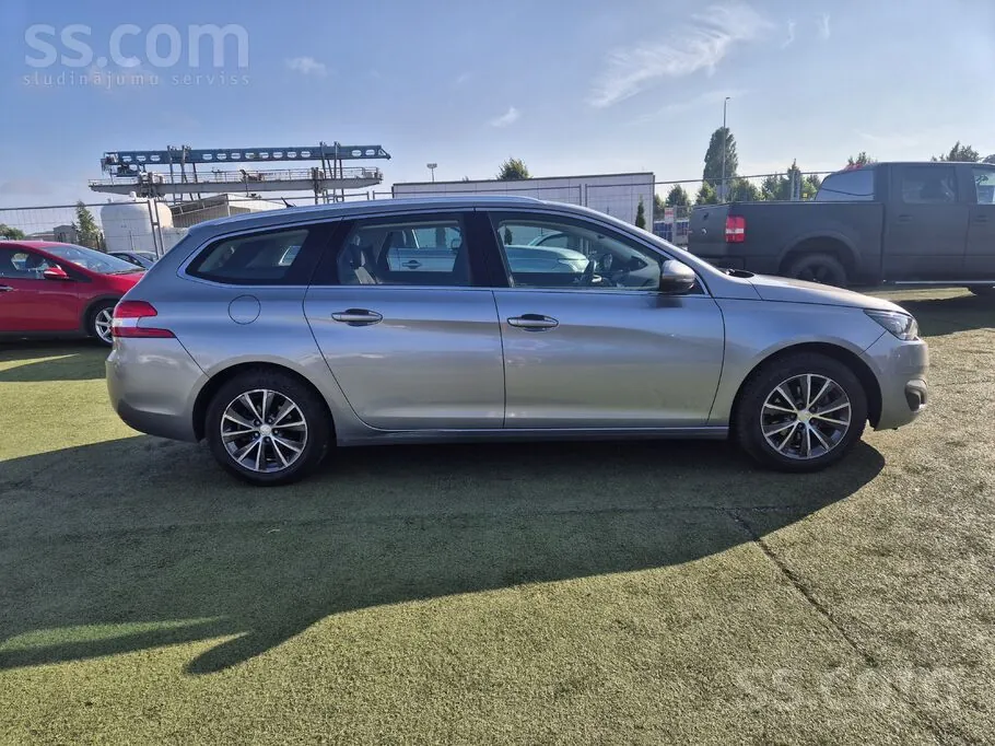 Peugeot 308 2016 photo 4