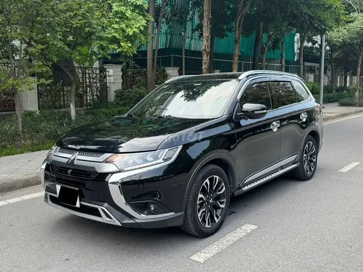 Mitsubishi Outlander 2021 photo 2