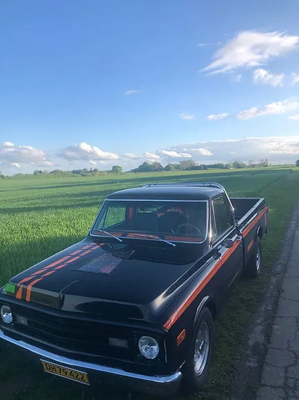 Chevrolet C20 1970 photo 2