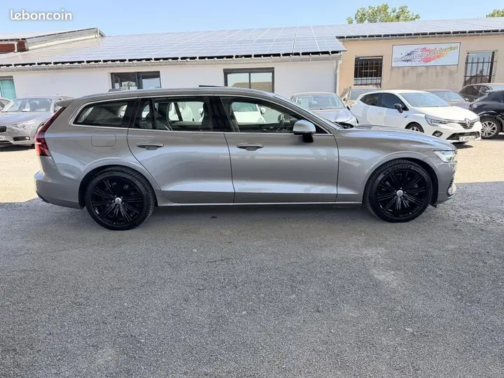Volvo V60 2019 photo 5