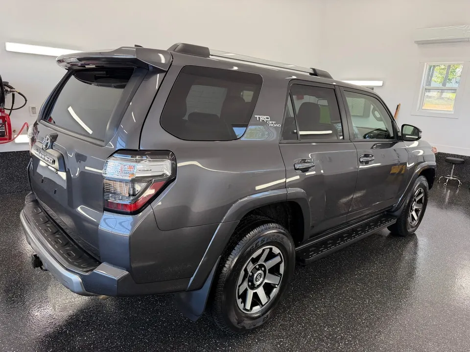 Toyota 4Runner 2018 photo 4
