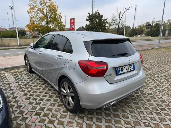 Mercedes-Benz A 2018 photo 3