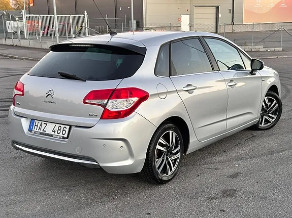 Citroen C4 2011 photo 4