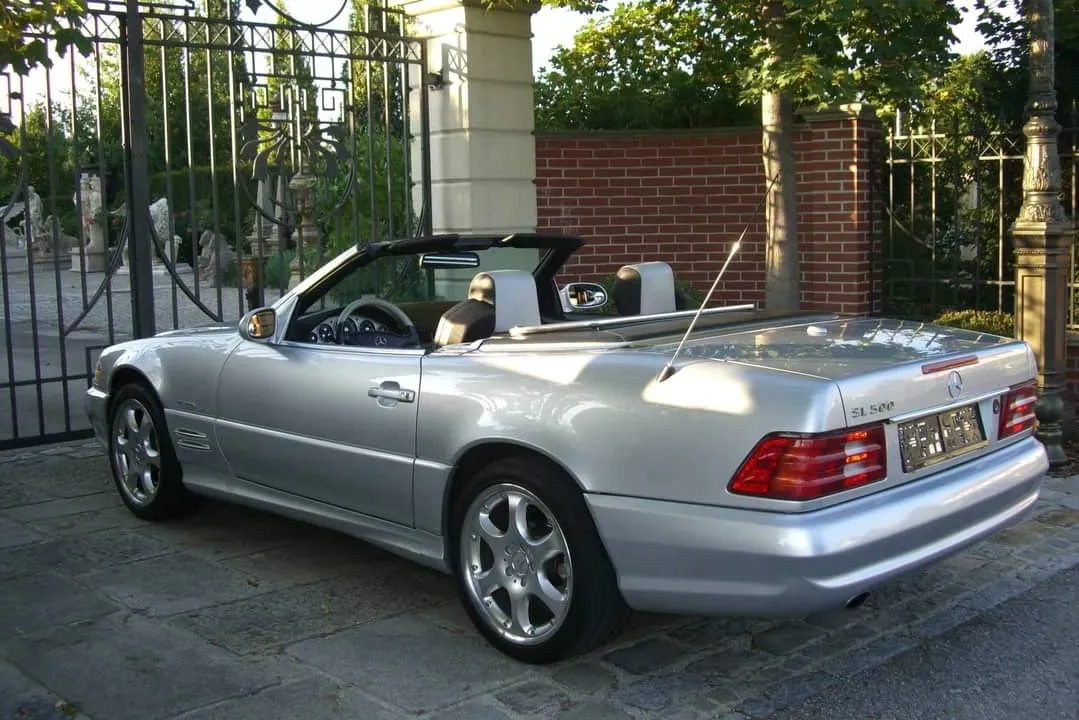 Mercedes-Benz Sl-Class 2001 photo 2