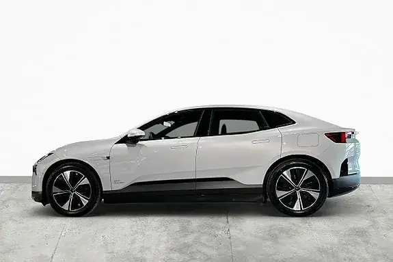 Polestar 4 2026 photo 3