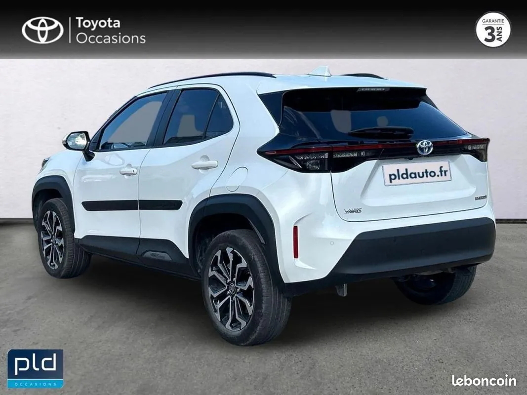 Toyota Yaris Cross 2023 photo 2