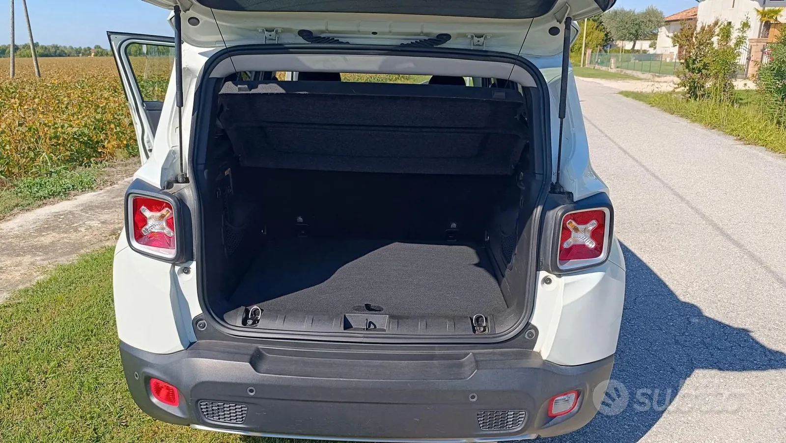 Jeep Renegade 2016 photo 4