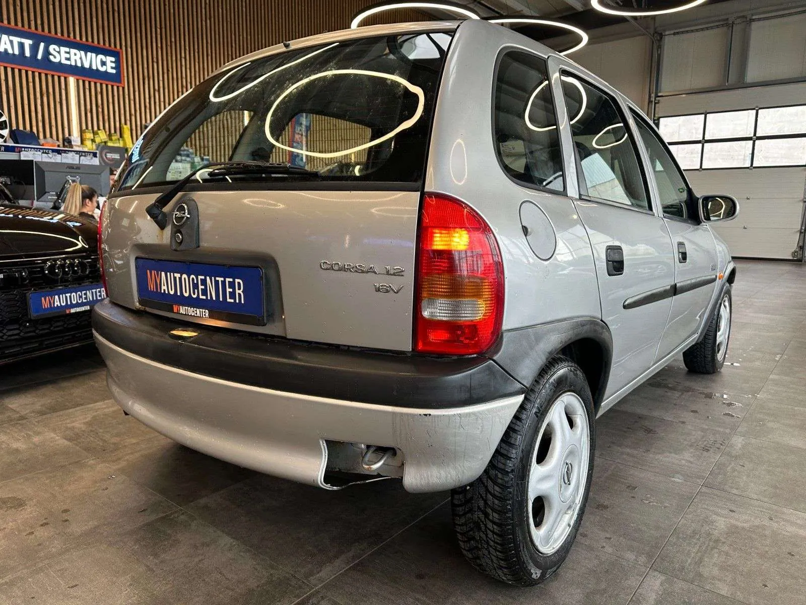 Opel Corsa 2000 photo 2