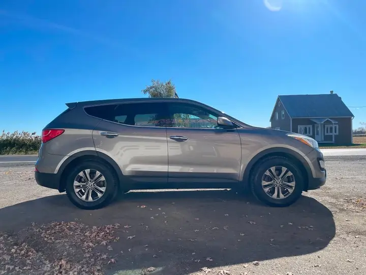 Hyundai Santa Fe 2013 photo 4