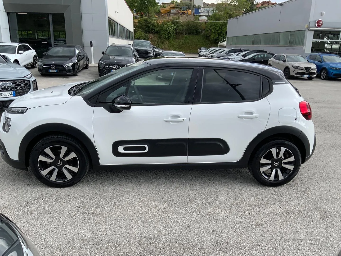 Citroen C3 2023 photo 3