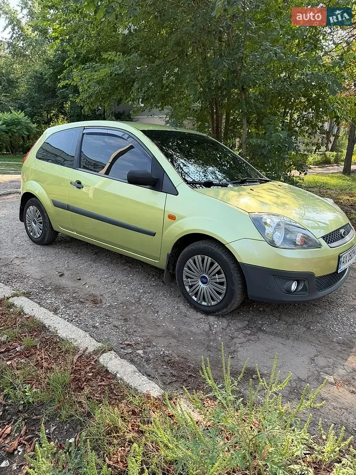 Ford Fiesta 2006 photo 3