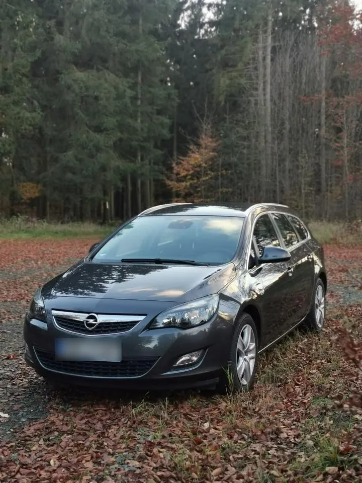 Opel Astra J