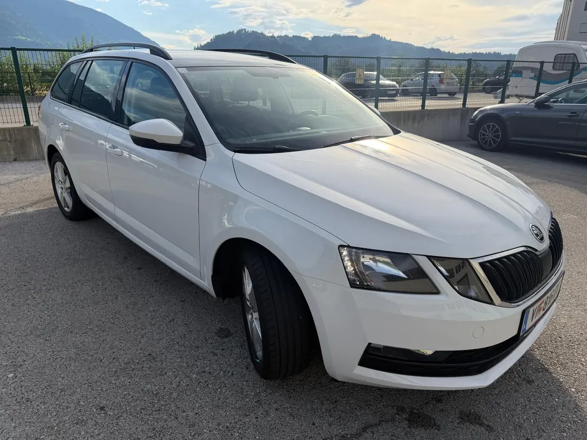 Skoda Octavia 2020 photo 3