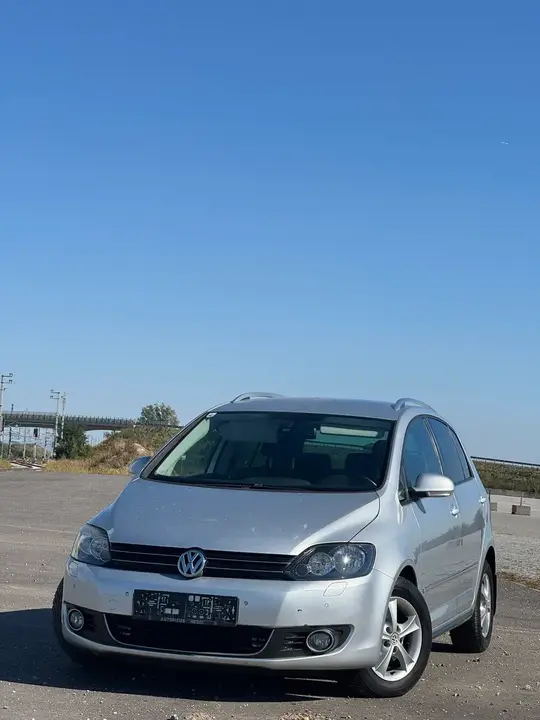 Volkswagen Golf Plus 2010 photo 2