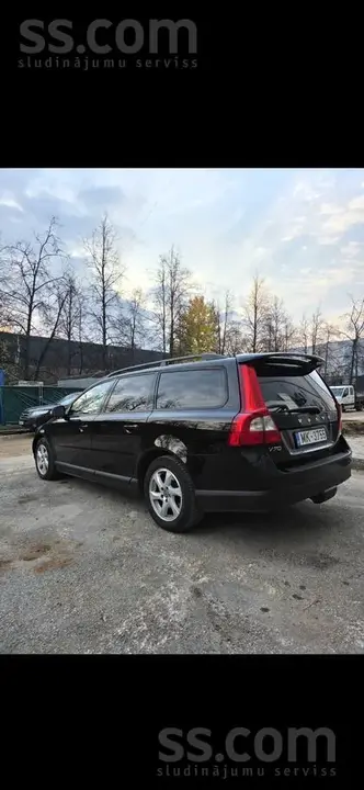 Volvo V70 2009 photo 4