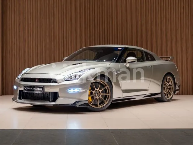 Nissan Gt-R
