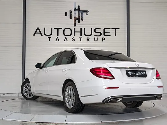 Mercedes-Benz E200 2018 photo 2