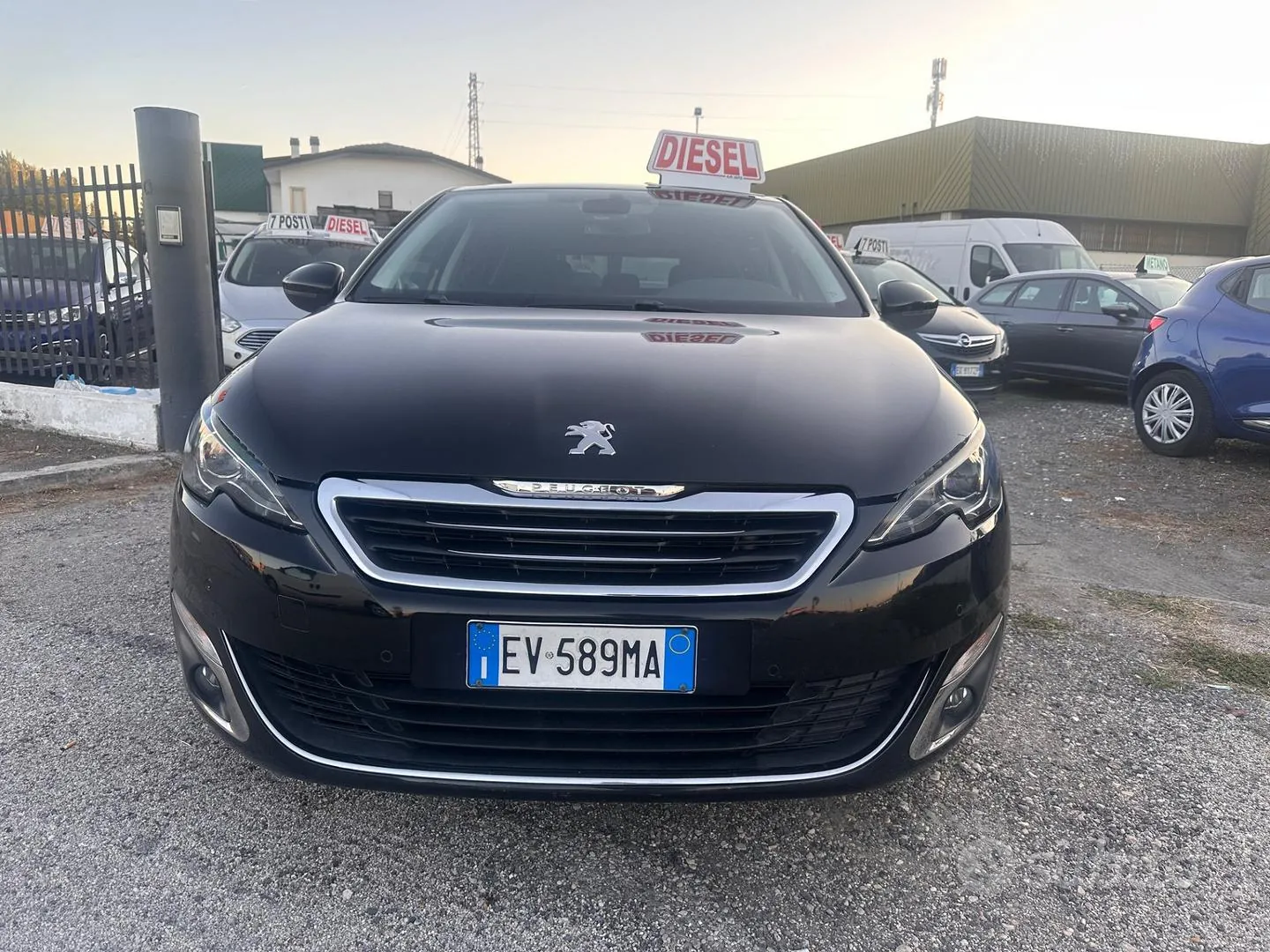 Peugeot 308 2014 photo 2