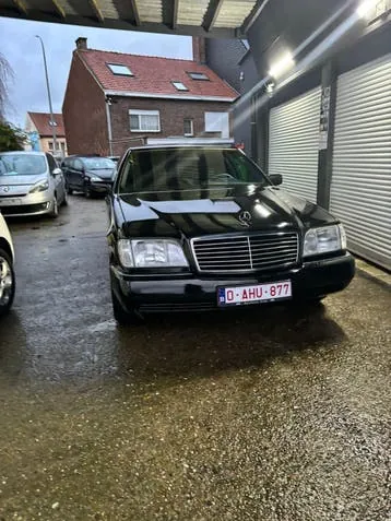 Mercedes-Benz W140 S500