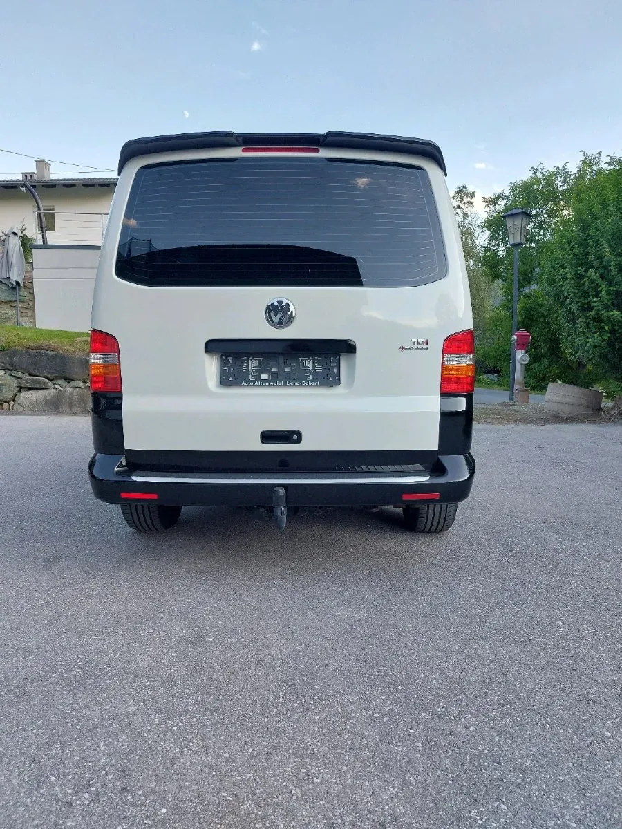 Volkswagen T5 2008 photo 3