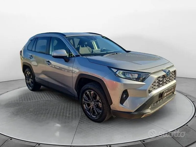 Toyota Rav4 2022 photo 3