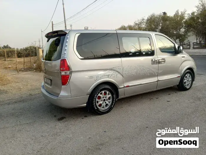 Hyundai H1 2008 photo 2