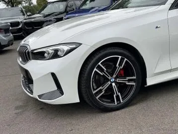 BMW 3 Series 2023 photo 2
