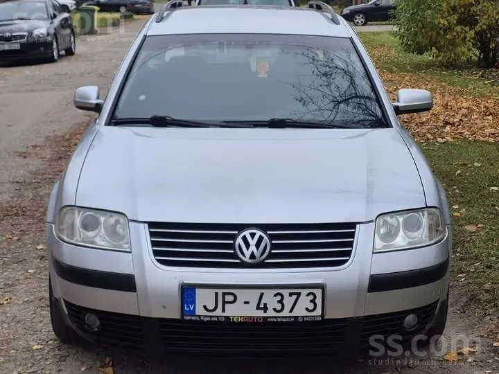 Volkswagen Passat 2001 photo 3