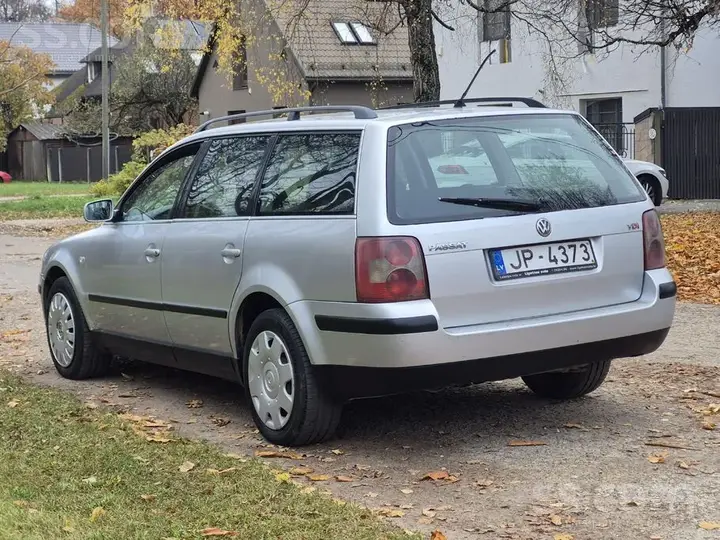 Volkswagen Passat 2001 photo 5