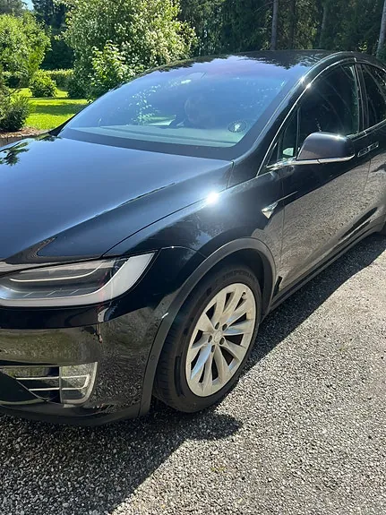 Tesla Model X 2017 photo 5