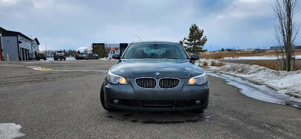 BMW 5Series 2004 photo 2