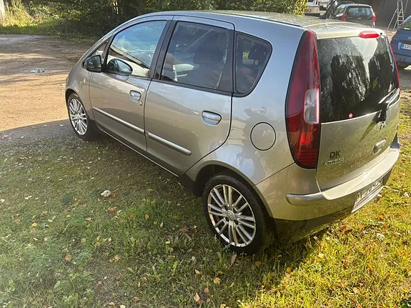 Mitsubishi Colt 2007 photo 4