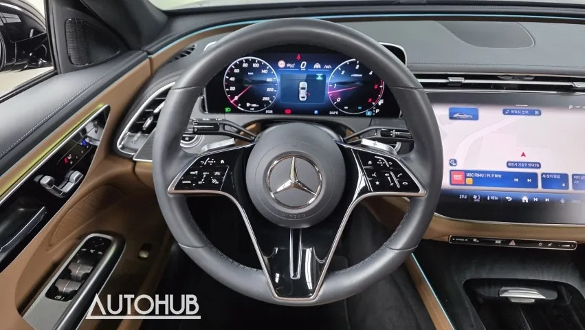Mercedes-Benz E-Class 2024 photo 3