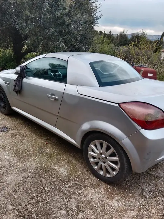 Opel Tigra 2012 photo 3