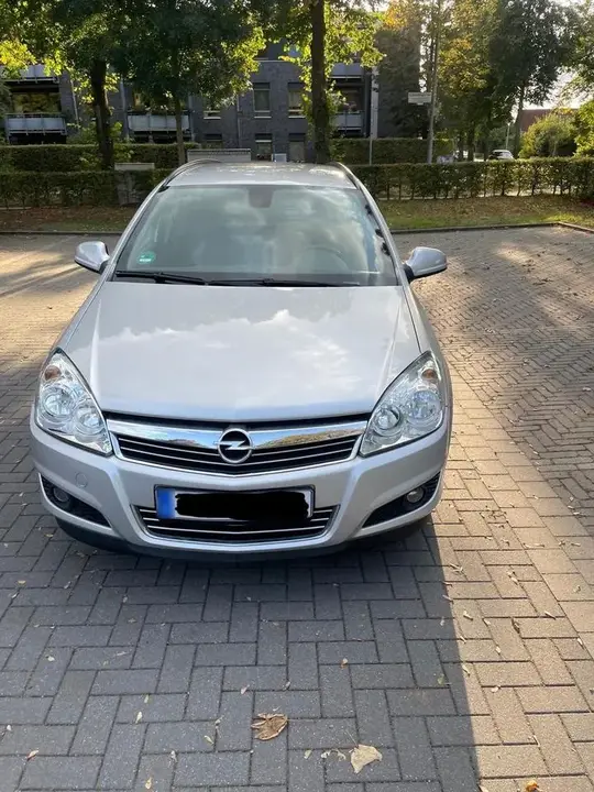 Opel Astra Caravan