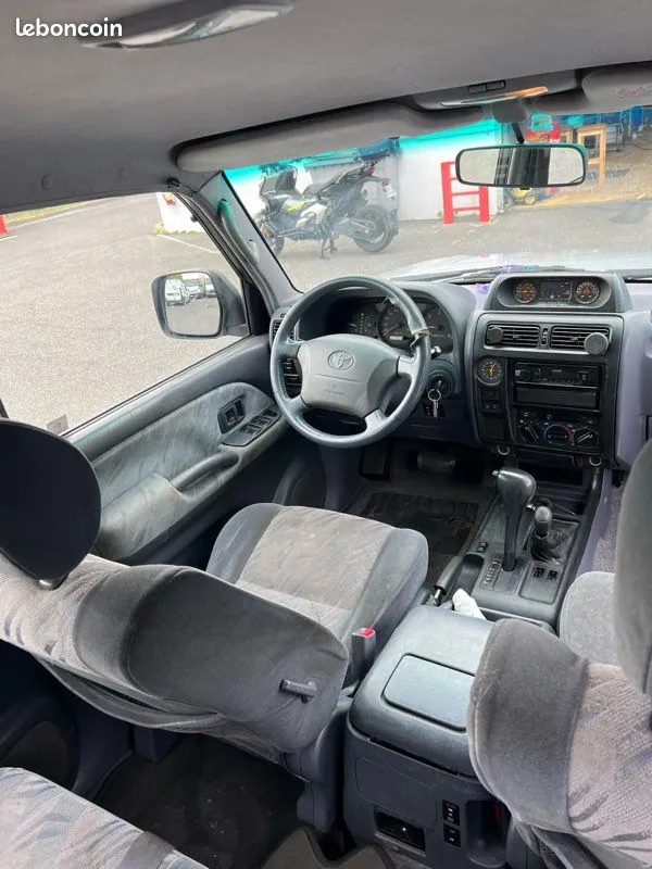 Toyota Land Cruiser 2001 photo 3